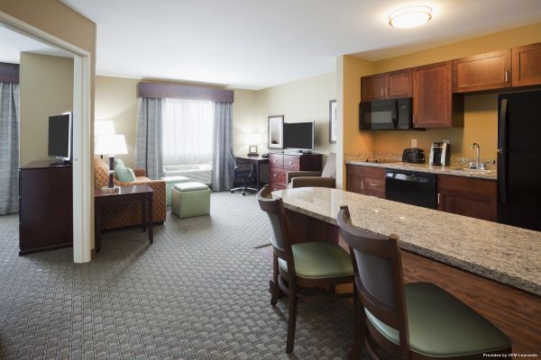 Grandstay HotelSuites Morris